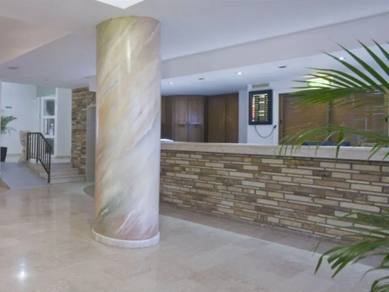 Trizas Apartments Protaras 0*,